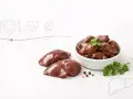Surowe i gotowane podroby drobiowe, które mogą być odpowiedzią na pytanie: czy wątróbka jest zdrowa?