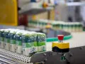 Opakowania soli jodowanej na linii produkcyjnej. Czy sól jodowana jest szkodliwa? Produkcja w fabryce.