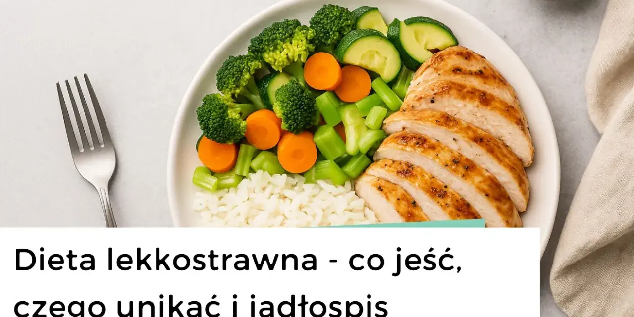 Talerz z grillowanym kurczakiem, ryżem i warzywami. Idealny posiłek dla osób szukających informacji o diecie lekkostrawnej.