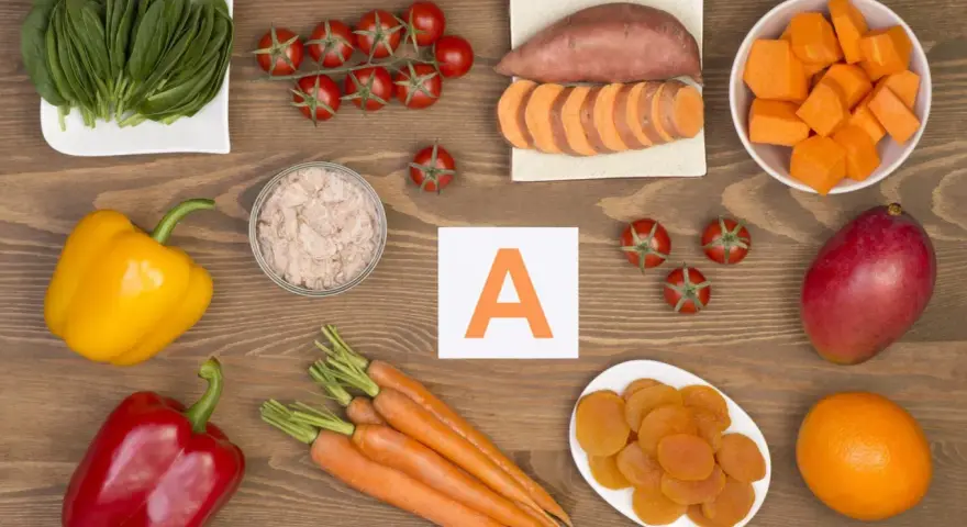 Witaj w świecie witaminy A! Marchew, bataty, szpinak, papryka, pomidory, mango, morele i pomarańcze – te produkty to jej bogactwo.